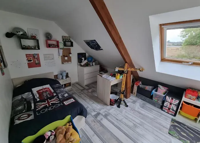 Le Mans, Proche Circuit